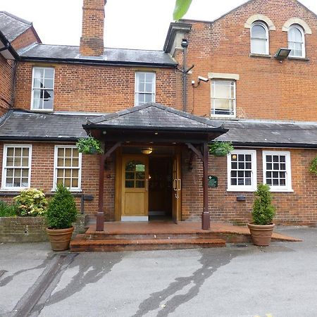 Waterloo Hotel Crowthorne Buitenkant foto