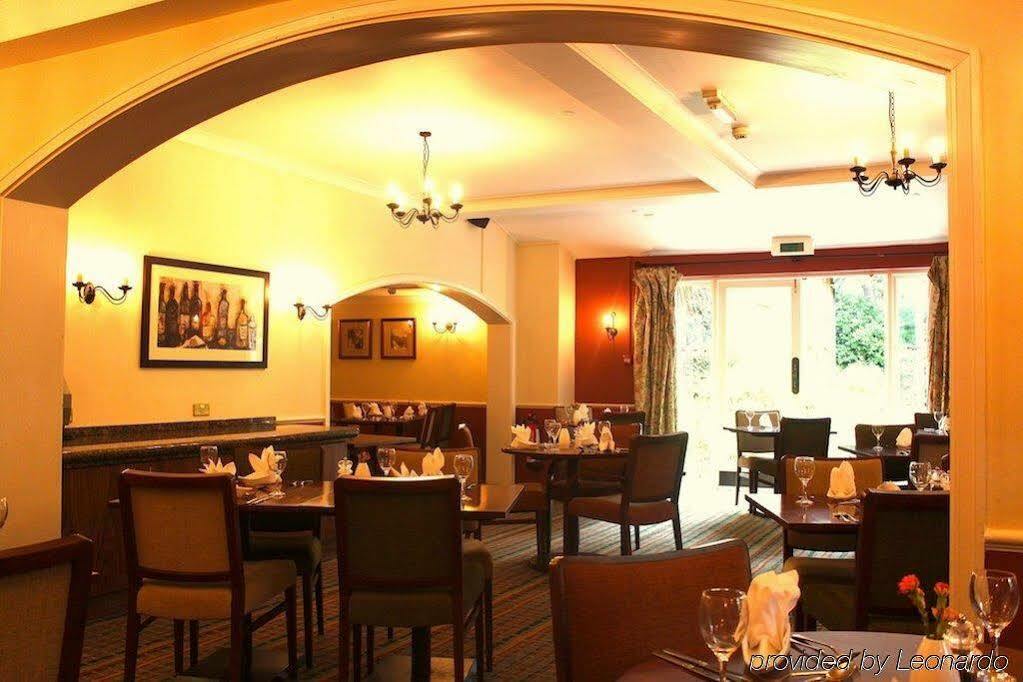 Waterloo Hotel Crowthorne Restaurant foto