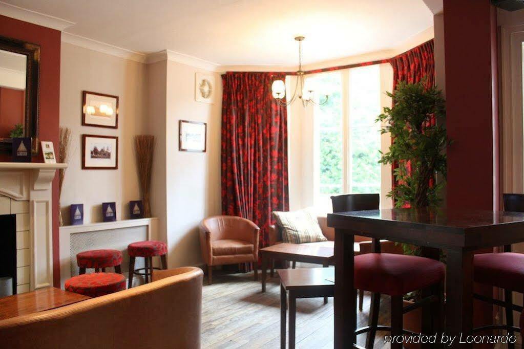 Waterloo Hotel Crowthorne Kamer foto